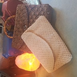 2 VTG BAGS/CROCHETED CLUTCH&RAFFIA BAMBOO HANDLE HANDBAG W/FEET&TURN LOCK.FAB!!